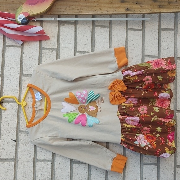 🦃 Outfit - Picture 7 of 11